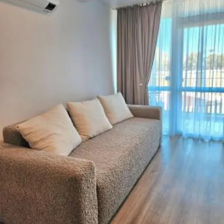 Seimos Apartamentai, Mano Sventove * Palanga