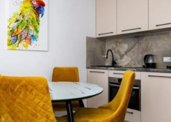 Seimos Apartamentai, Mano Sventove Apartman